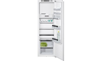 Siemens iQ500, Einbau-Kühlschrank mit Gefrierfach, Flachscharnier mit Softeinzug StudioLine-Aktionsartikel 